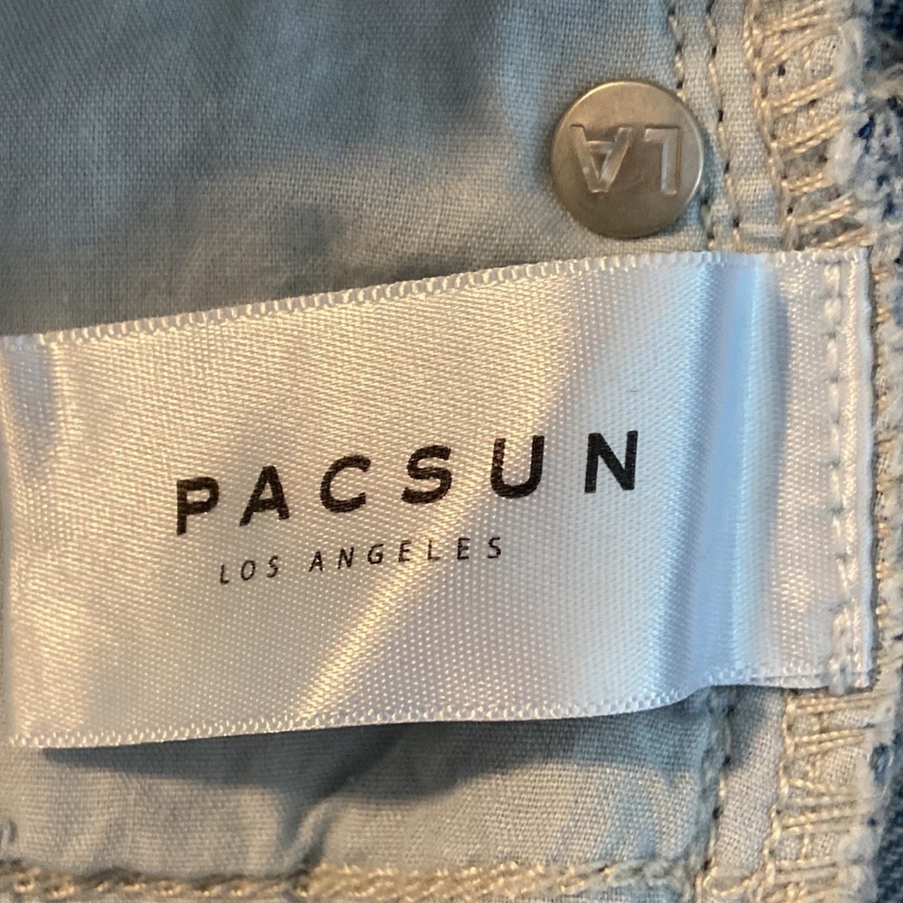 PacSun Light Wash Raw Edge Denim Mini Skirt Casual Summer Y2K Style 4763 - Picture 7 of 8